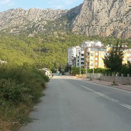 Zubeyde Hanim Evleri Apartman