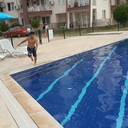 Zubeyde Hanim Evleri Apartman *